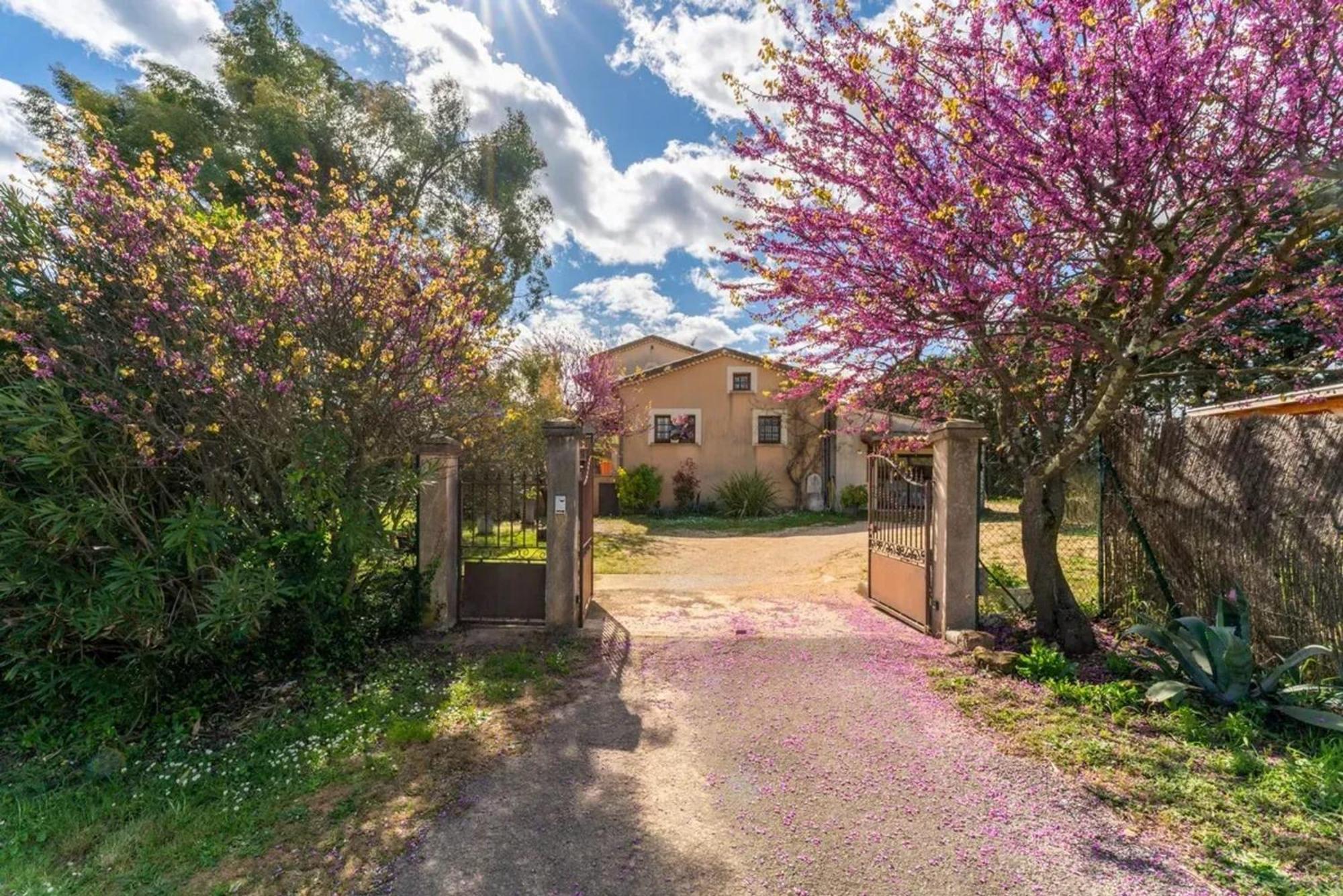 Villa Spacieuse A Vezenobres Avec Piscine Privee ภายนอก รูปภาพ