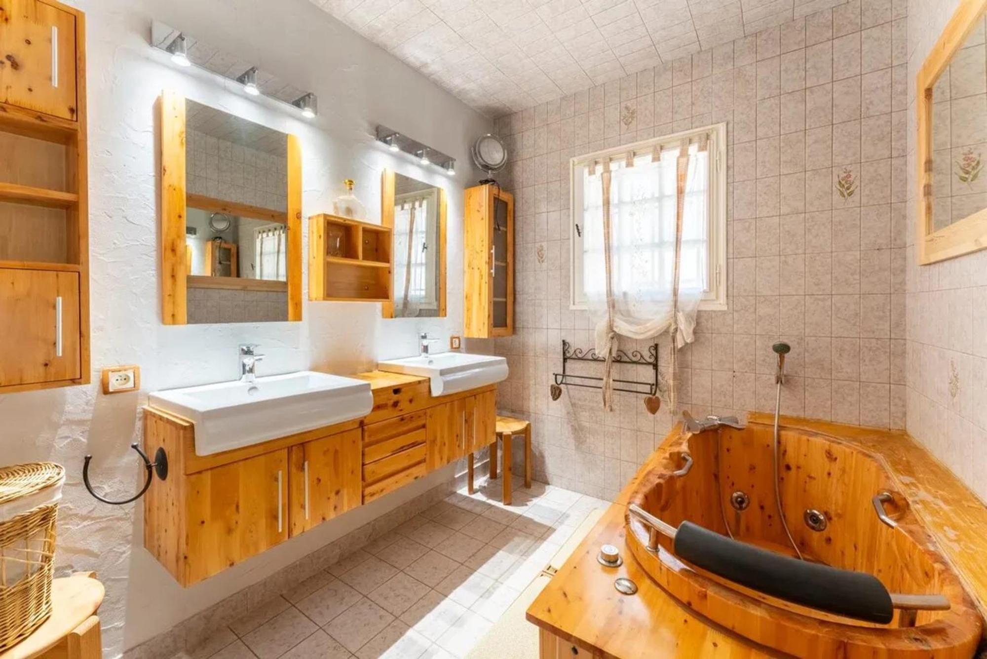 Villa Spacieuse A Vezenobres Avec Piscine Privee ภายนอก รูปภาพ