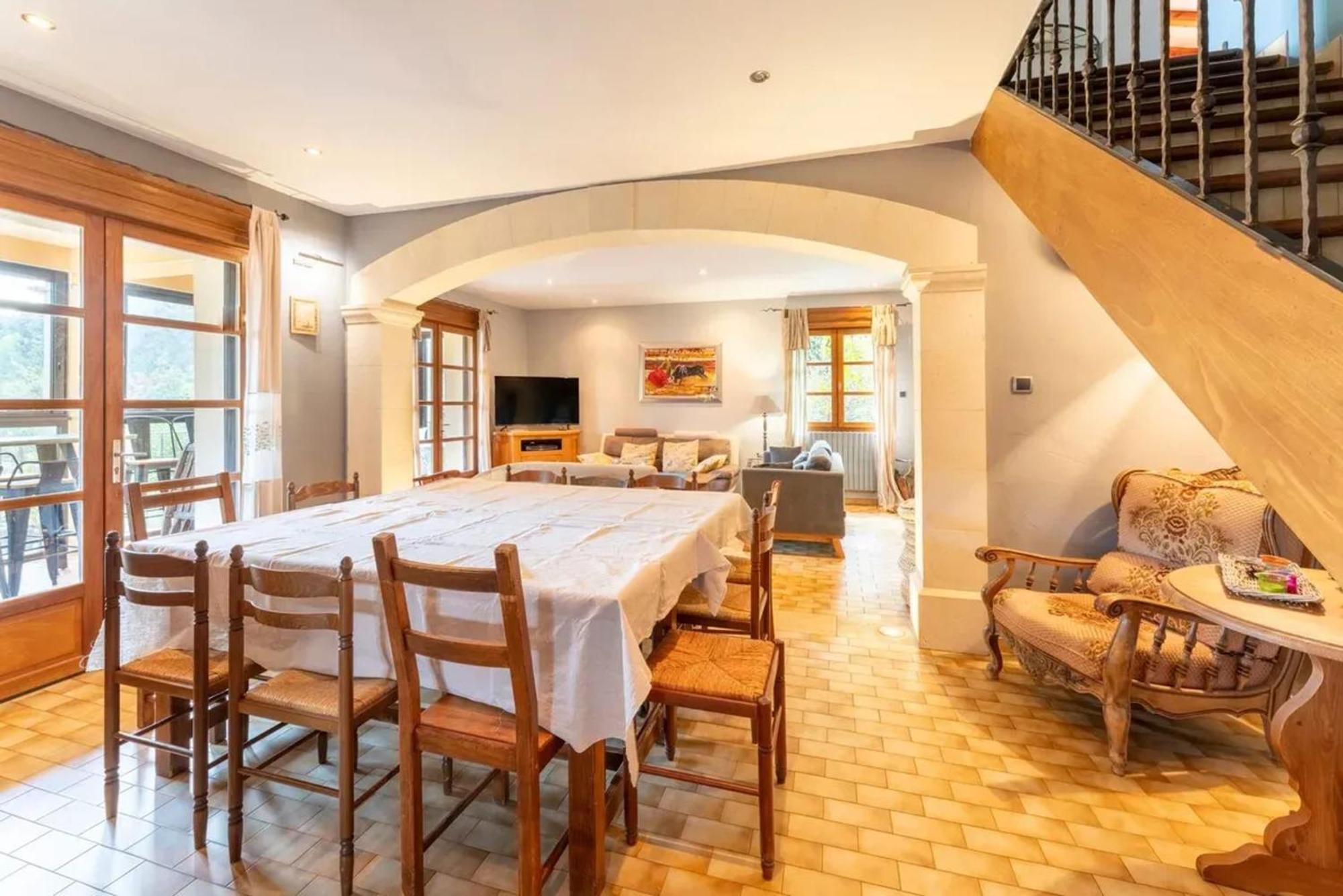 Villa Spacieuse A Vezenobres Avec Piscine Privee ภายนอก รูปภาพ