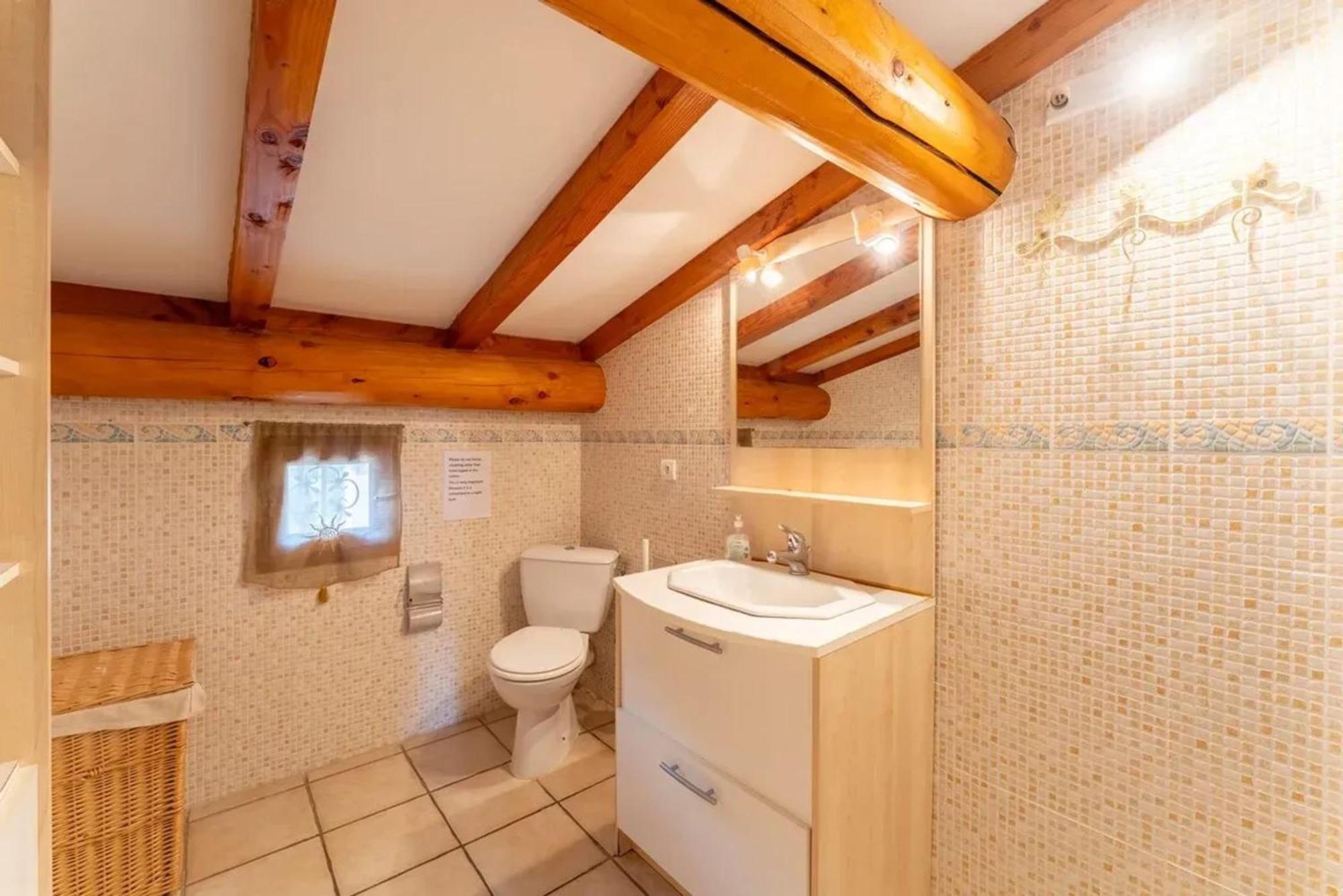 Villa Spacieuse A Vezenobres Avec Piscine Privee ภายนอก รูปภาพ